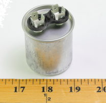 Nordyne 010024 - 10M 370V Round Capacitor